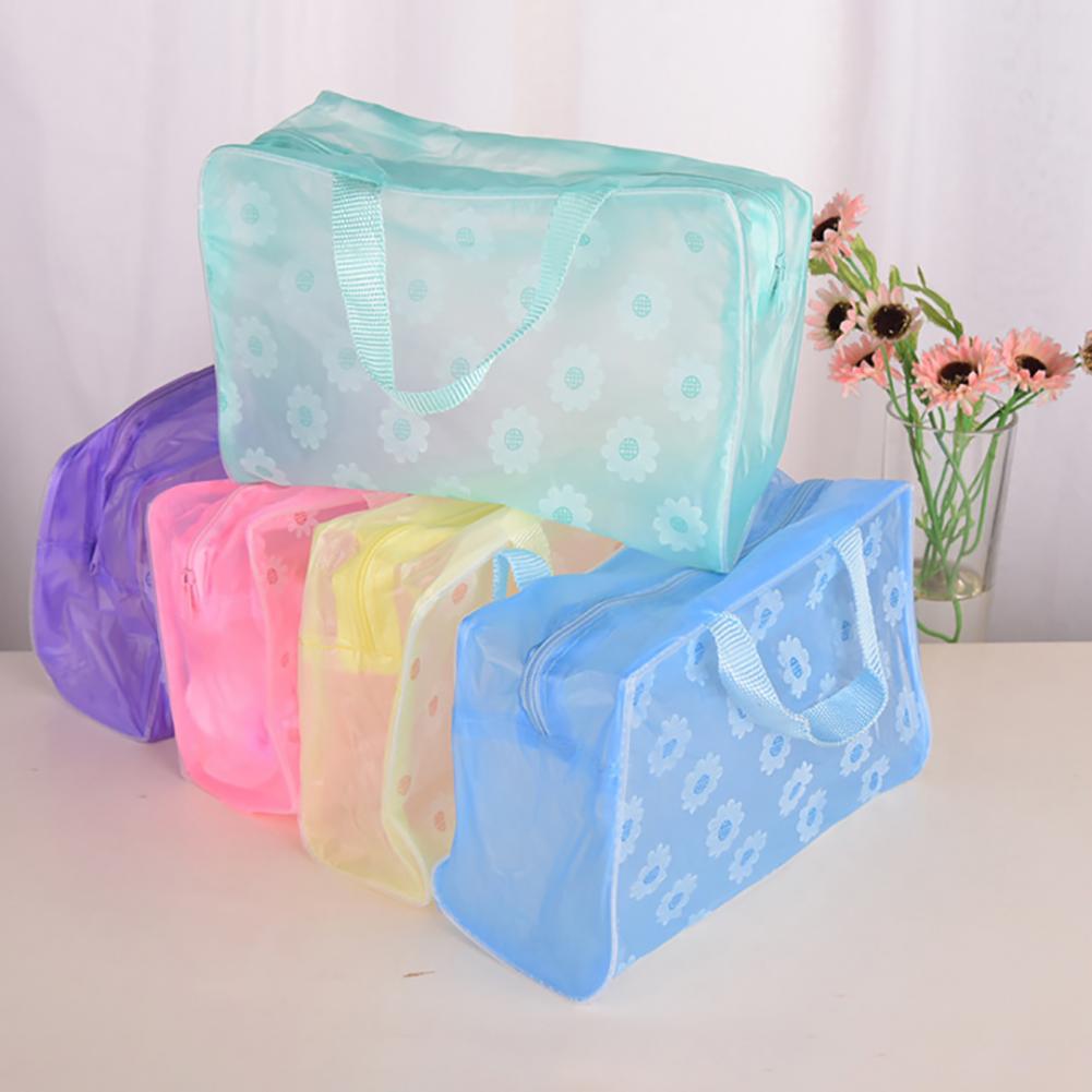 Trousse de maquillage imperméa - Zara Home Bathroom Accessories avis et prix