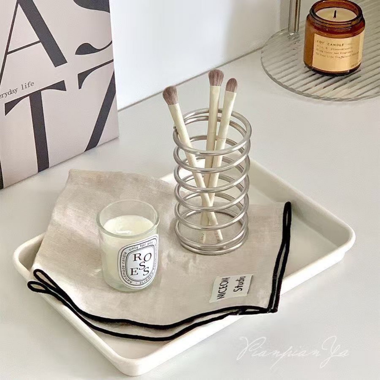 Porte-brosse à dents en acier  - Zara Home Bathroom Accessories avis et prix